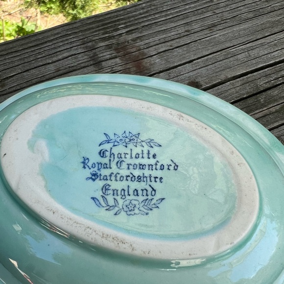 Charlotte Royal Crownford Staffordshire England Soap dish And Pitcher Set - Picture 10 of 15